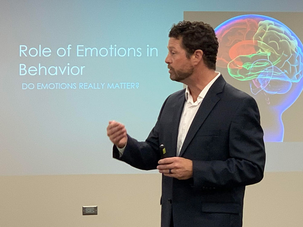 How to Manage Emotions in a Speech - Global Public Speaking